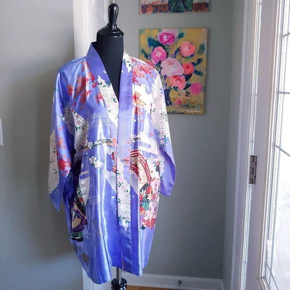 Kimono Style Japanese Robe - Picture 14 of 14